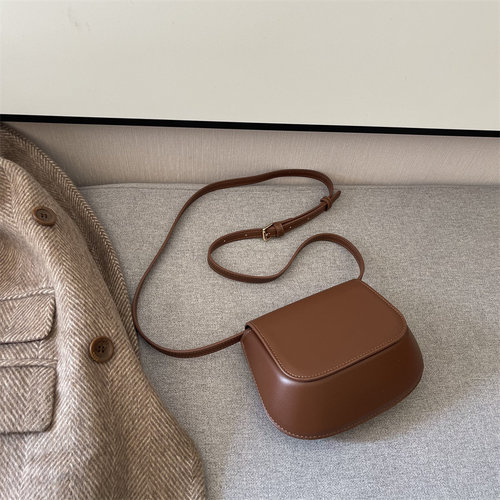 五色鼓鼓包单肩斜挎2025春夏复古小众高级感百搭立体有型小包包女