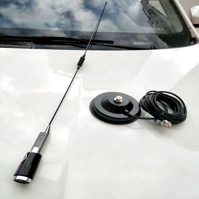 弹簧减震手台高增益车载天线