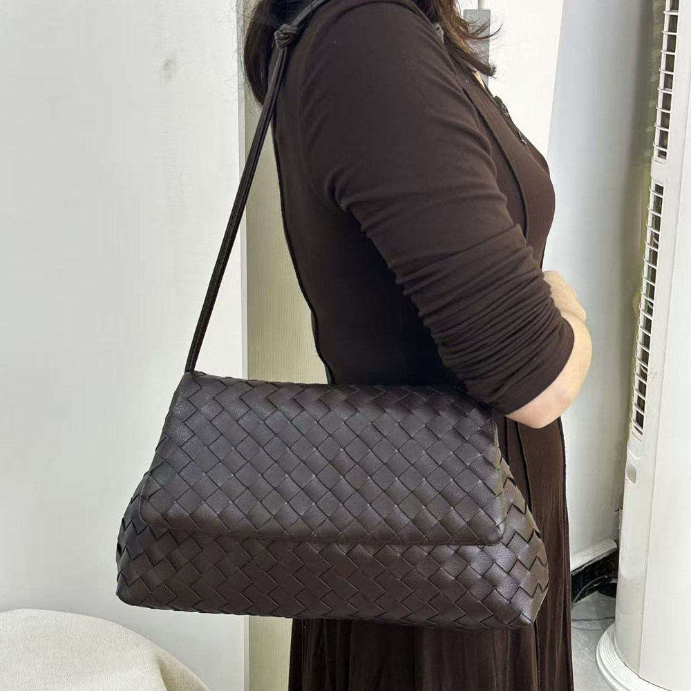 B家手工牛皮编织真皮女包intrecciato翻盖垃圾袋单肩抽绳腋下大包,箱包皮具/热销女包/男包,通用款女包,淘宝优惠券,粉丝福利购,淘宝优惠卷