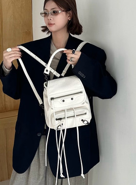 高版本B家头层油蜡皮真皮女包Lecity机车柳钉双肩包通勤流苏小包