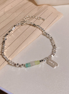 幸运字母吊牌彩色水晶串珠手链女小众设计高级感拼接方块手饰品