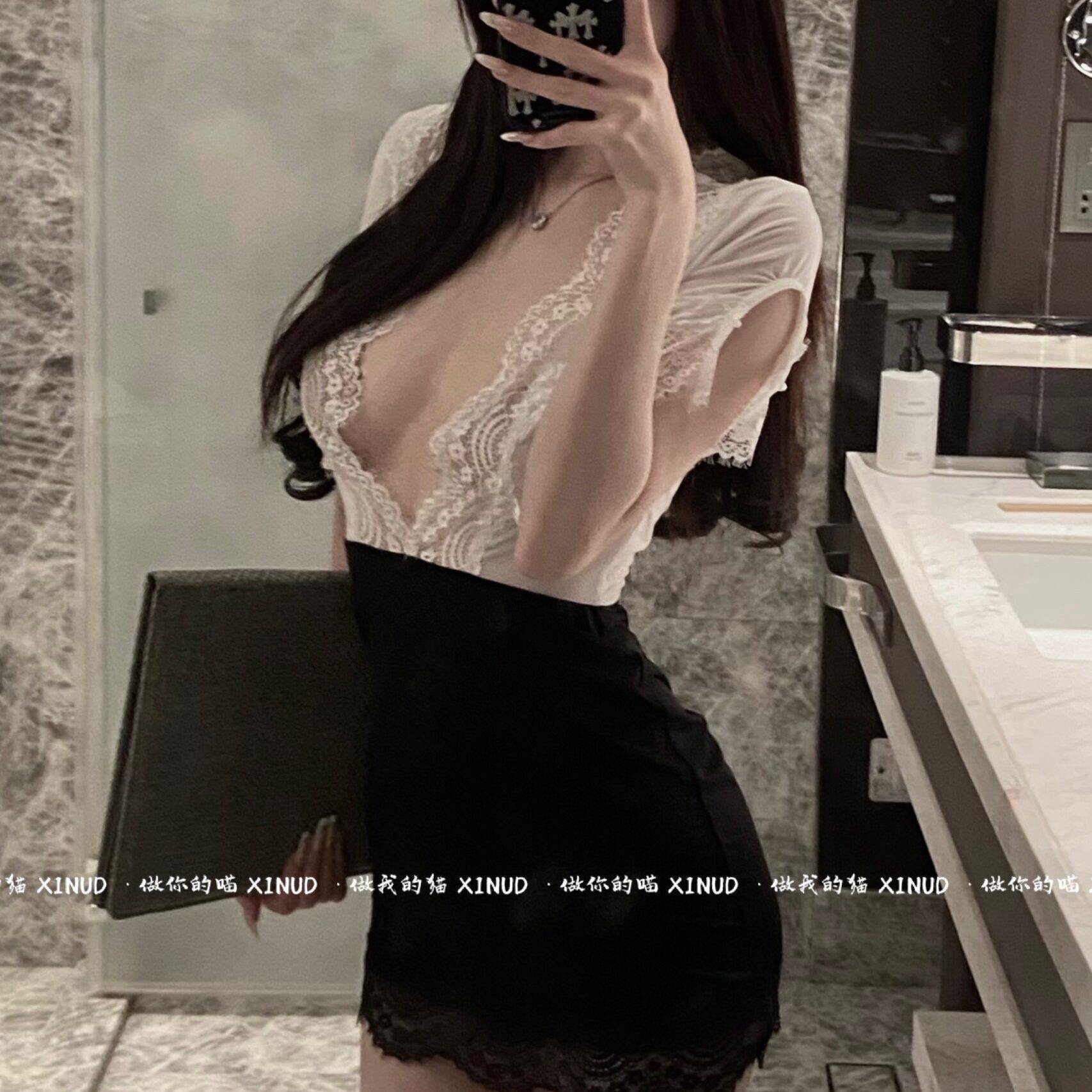 做你的猫：深V包臀裙蕾丝睡裙图片