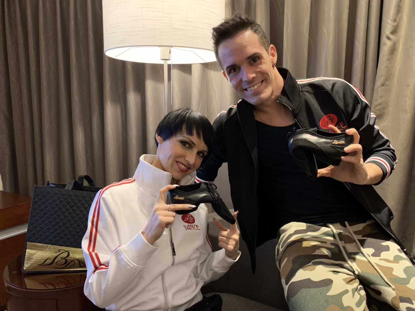 贝蒂BDDANCE白色运动套装情侣款男女可穿比赛运动装舞蹈运动装