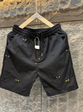 百搭直筒欧货冰丝休闲短裤男士夏季新款潮牌薄款五分沙滩裤空调裤