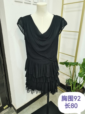 法式桑蚕丝连衣裙轻奢高级感真丝赫本风女背心连衣裙蛋糕裙夏