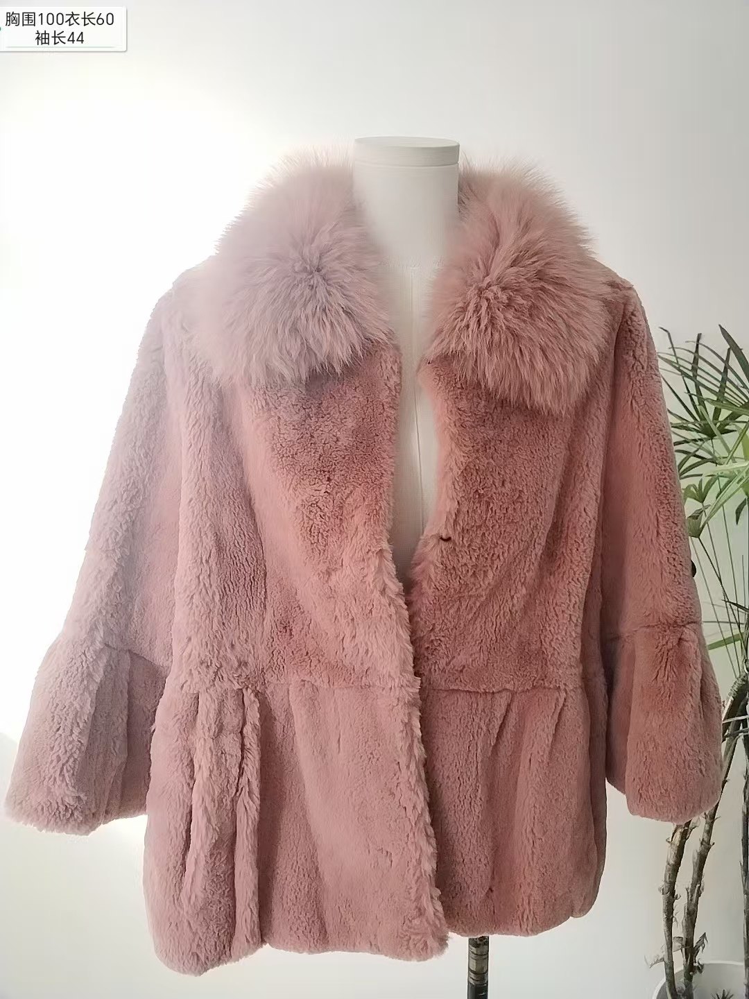 獭兔毛皮草貂皮马甲女红色法式娃娃衫龙猫狐狸毛大衣小香风荷叶边