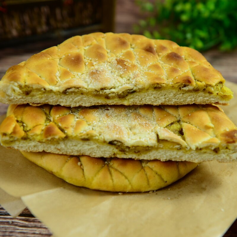 洮滋味手工制作糖酥饼锅盔馅饼烧饼甘肃特产格纹层次早餐饼包装