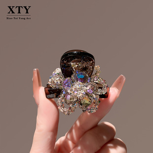 日韩轻奢炫彩珠珠花朵抓夹2025新款时尚后脑勺半扎夹百搭发饰