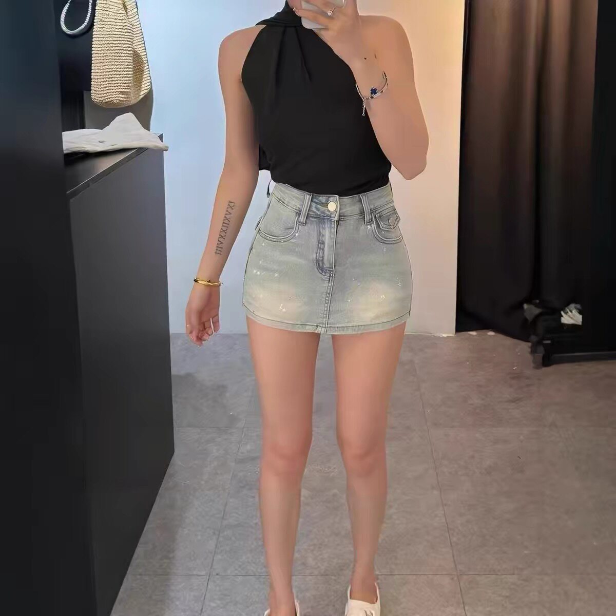 闪闪亮片牛仔弹力半身裙女2026春夏新款高腰a字包臀裙辣妹短裤裙