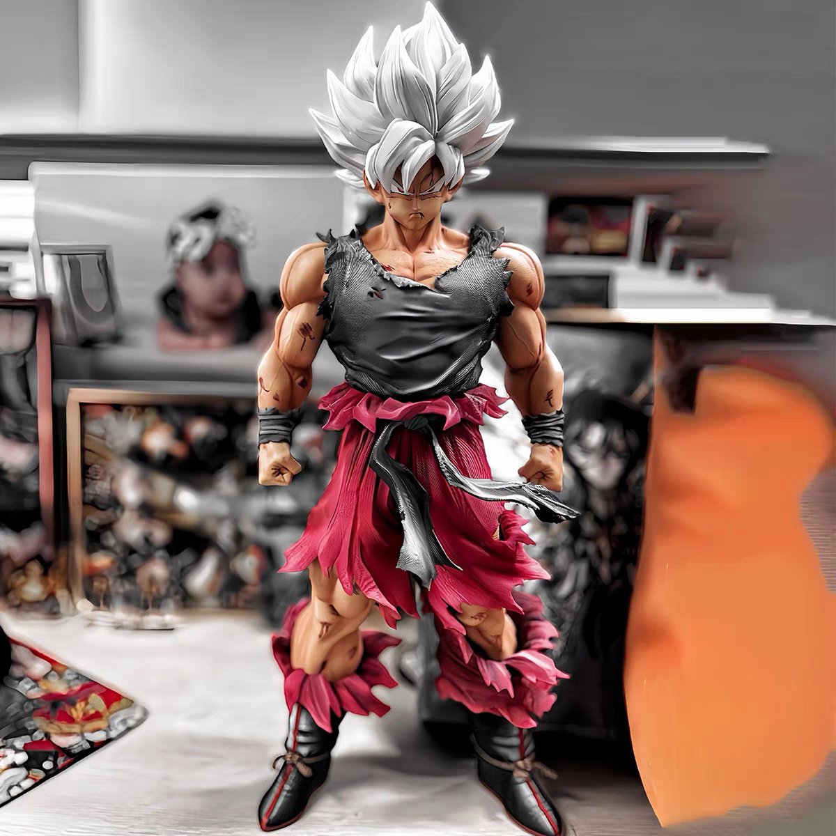 七龙珠周刊色白发初超悟空模型动漫二次元gk雕像潮玩手办摆件礼物