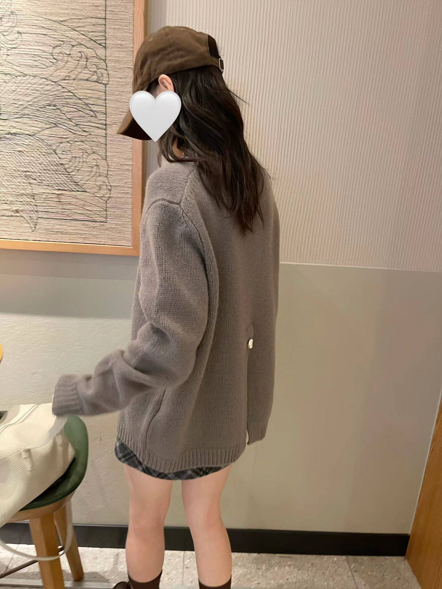 韩国东大门正品女装2026百搭显瘦圆领后背珍珠扣羊毛针织开衫毛衣