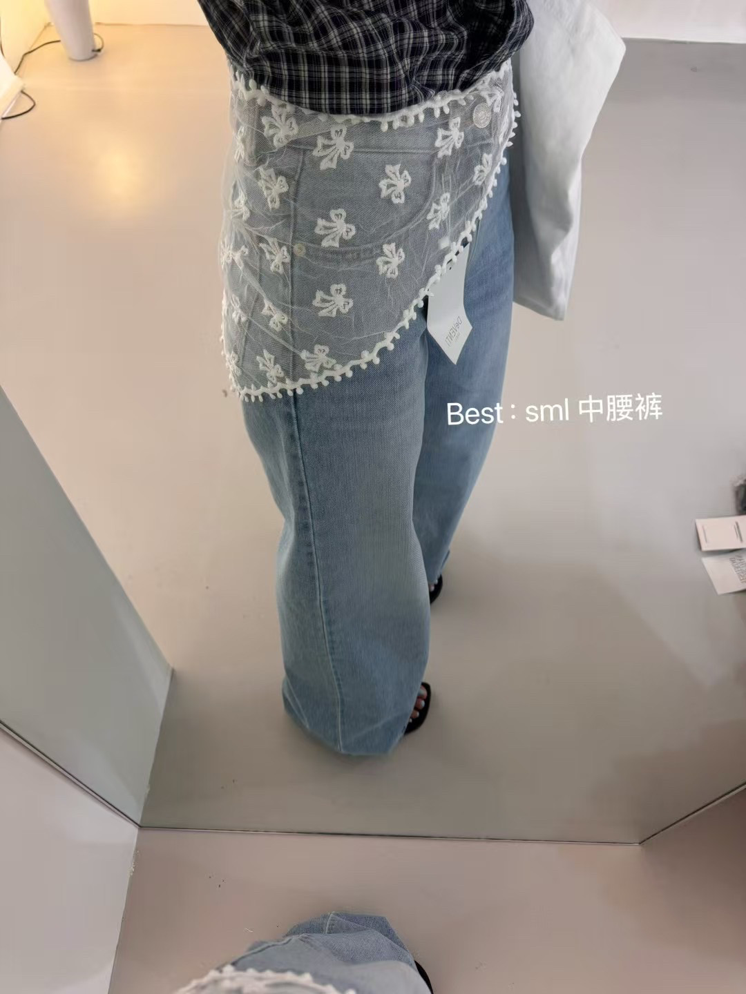 现！韩国东大门正品女装春夏季新高品质中腰浅蓝色显瘦直筒牛仔裤