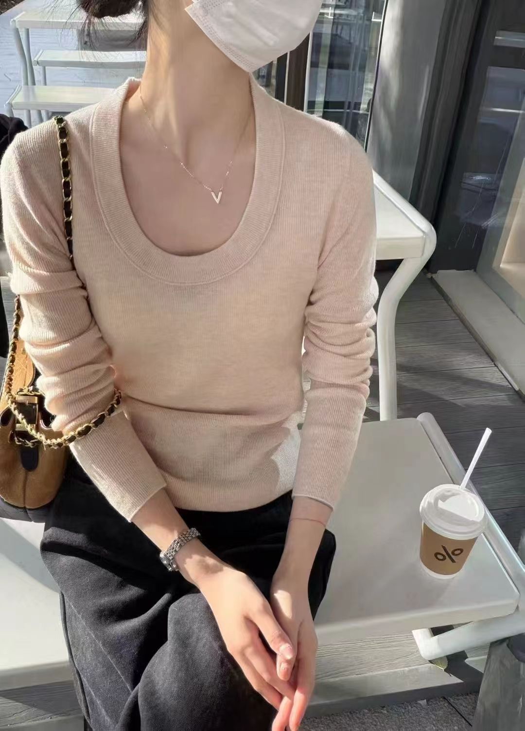 韩国东大门正品女装秋冬高品质鹅蛋U领修身显瘦针织衫打底衫毛衣