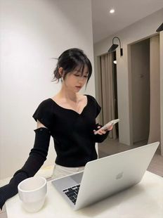 针织衫 高品质V领露肩可以拆短袖 拼接上衣打底 女装 韩国东大门正品