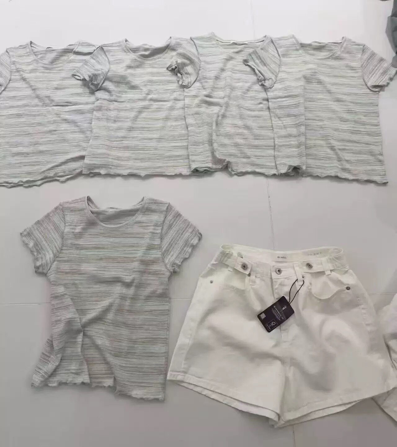 韩国东大门正品女装时尚薄款百搭圆领条纹短袖T恤宽松显瘦上衣ins