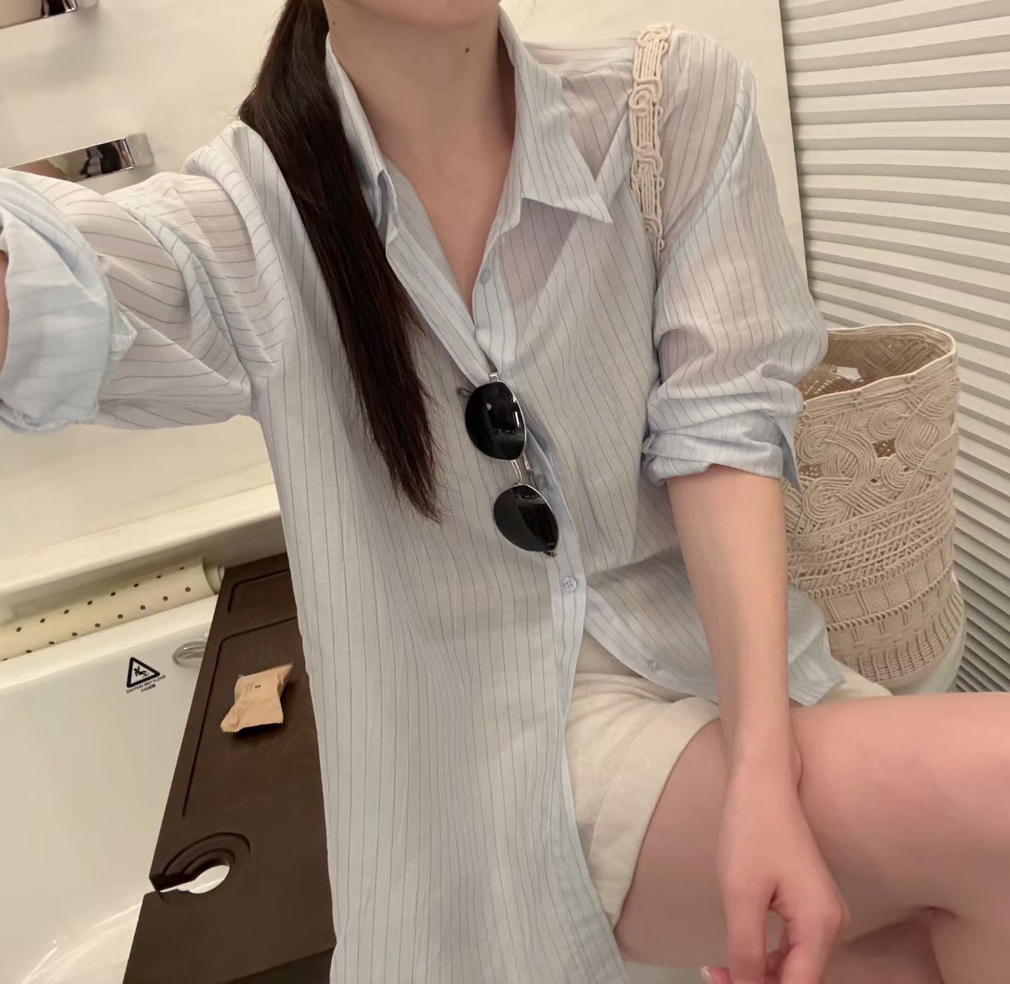 韩国东大门正品女装薄款微透时尚百搭条纹长袖衬衫宽松显瘦上衣