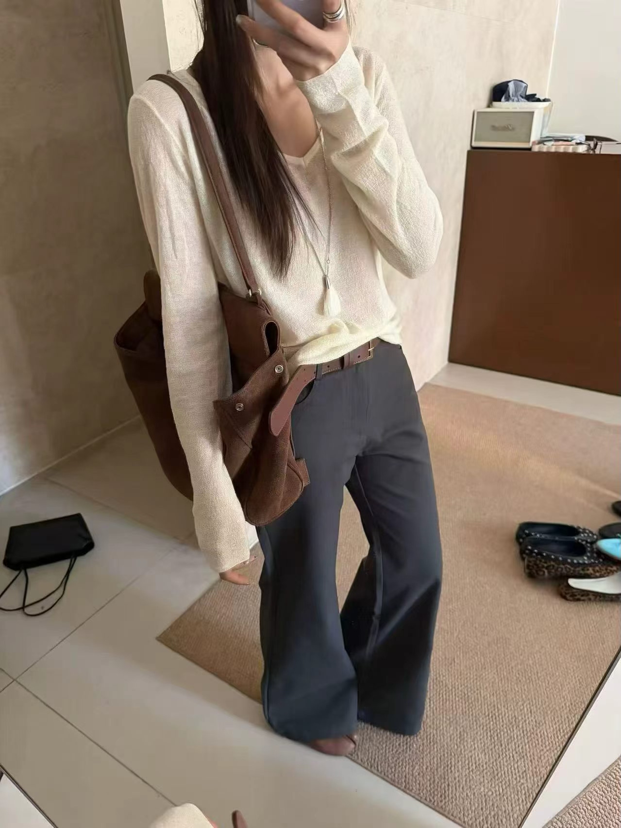 韩国东大门正品2026秋季百搭显瘦v领肌理感纯色长袖T恤女打底上衣