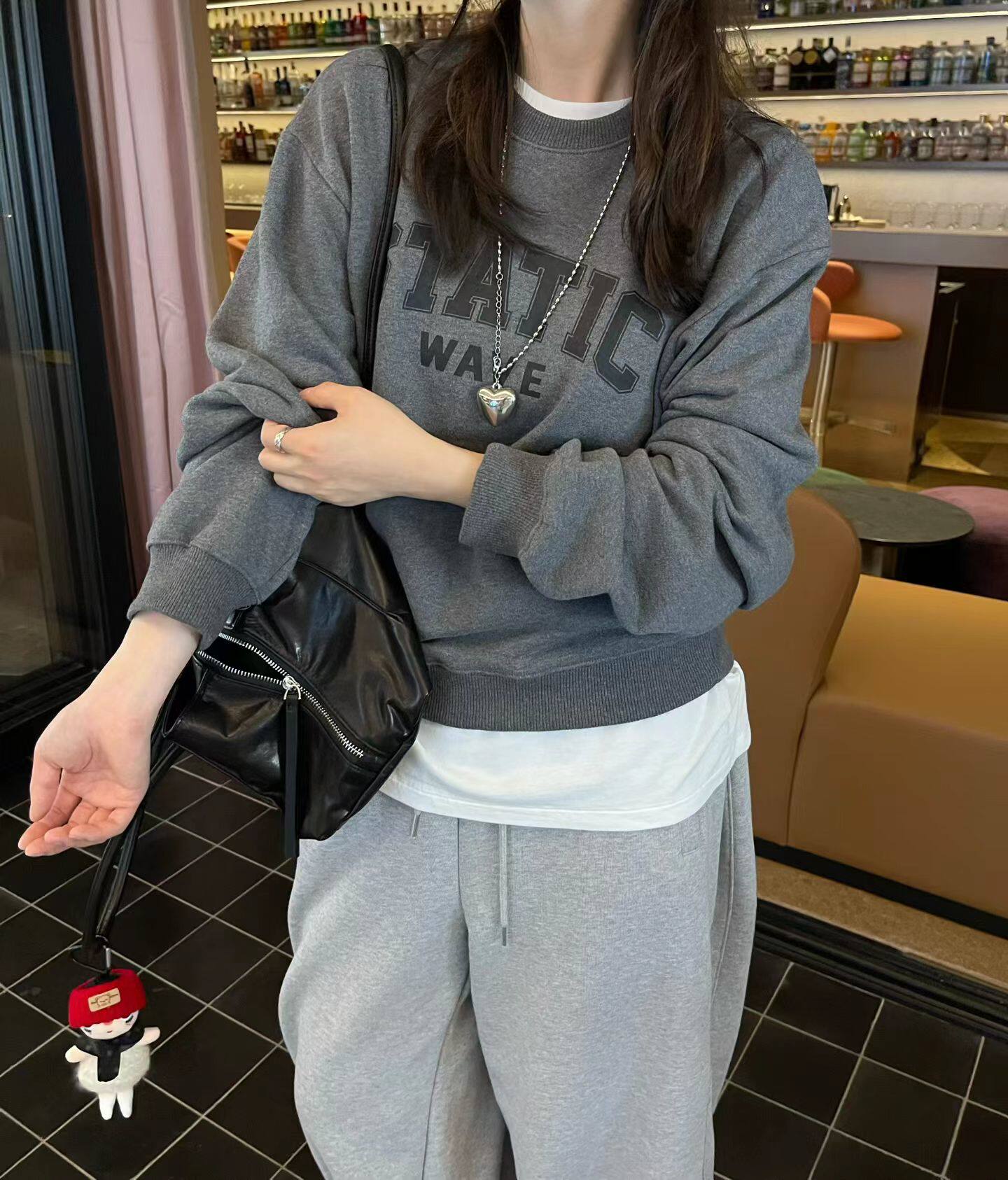 韩国东大门正品女装2026新款百搭显瘦圆领字母长袖休闲卫衣简约