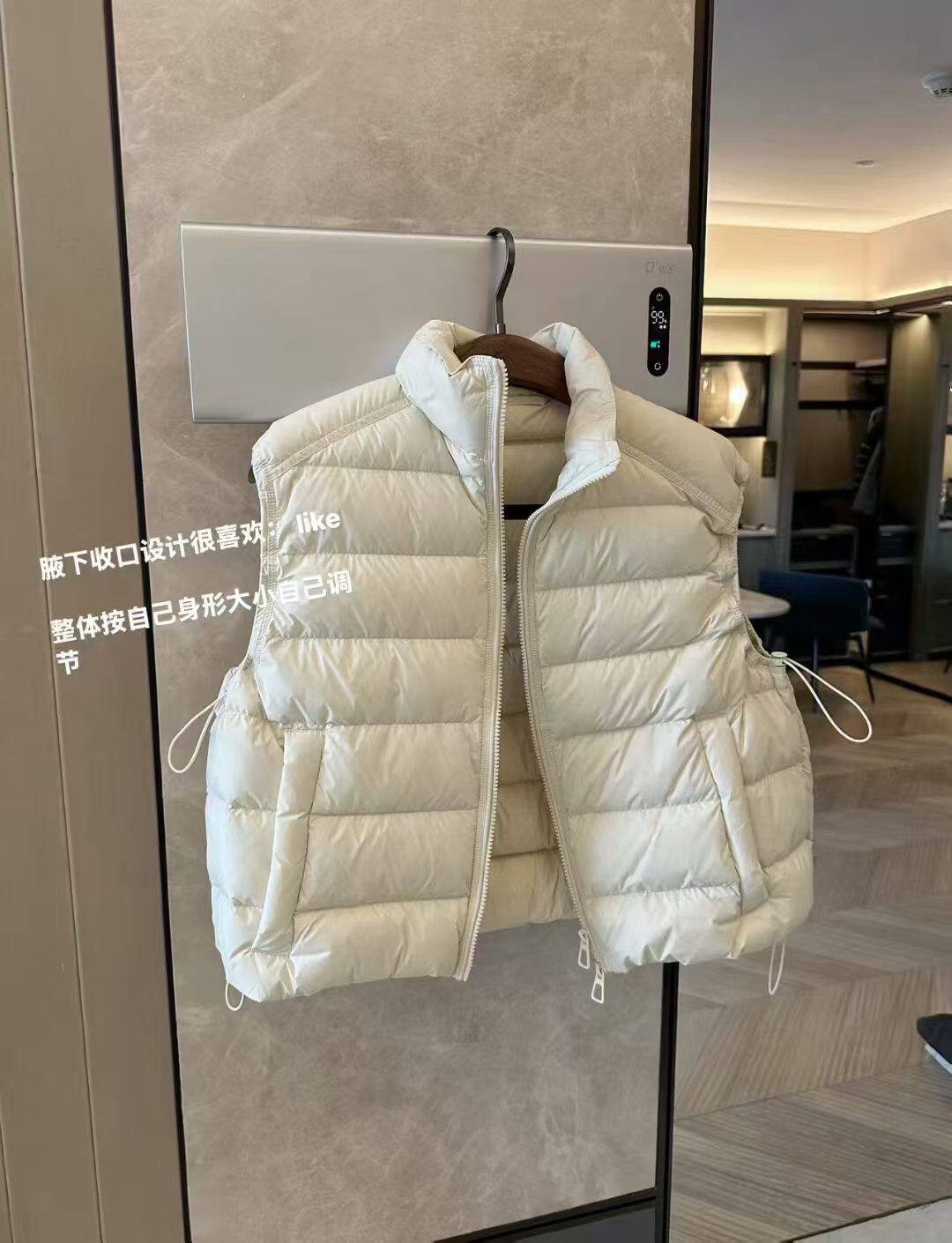 韩国东大门正品女装2026新款百搭显瘦立领抽绳排骨羽绒马甲外套