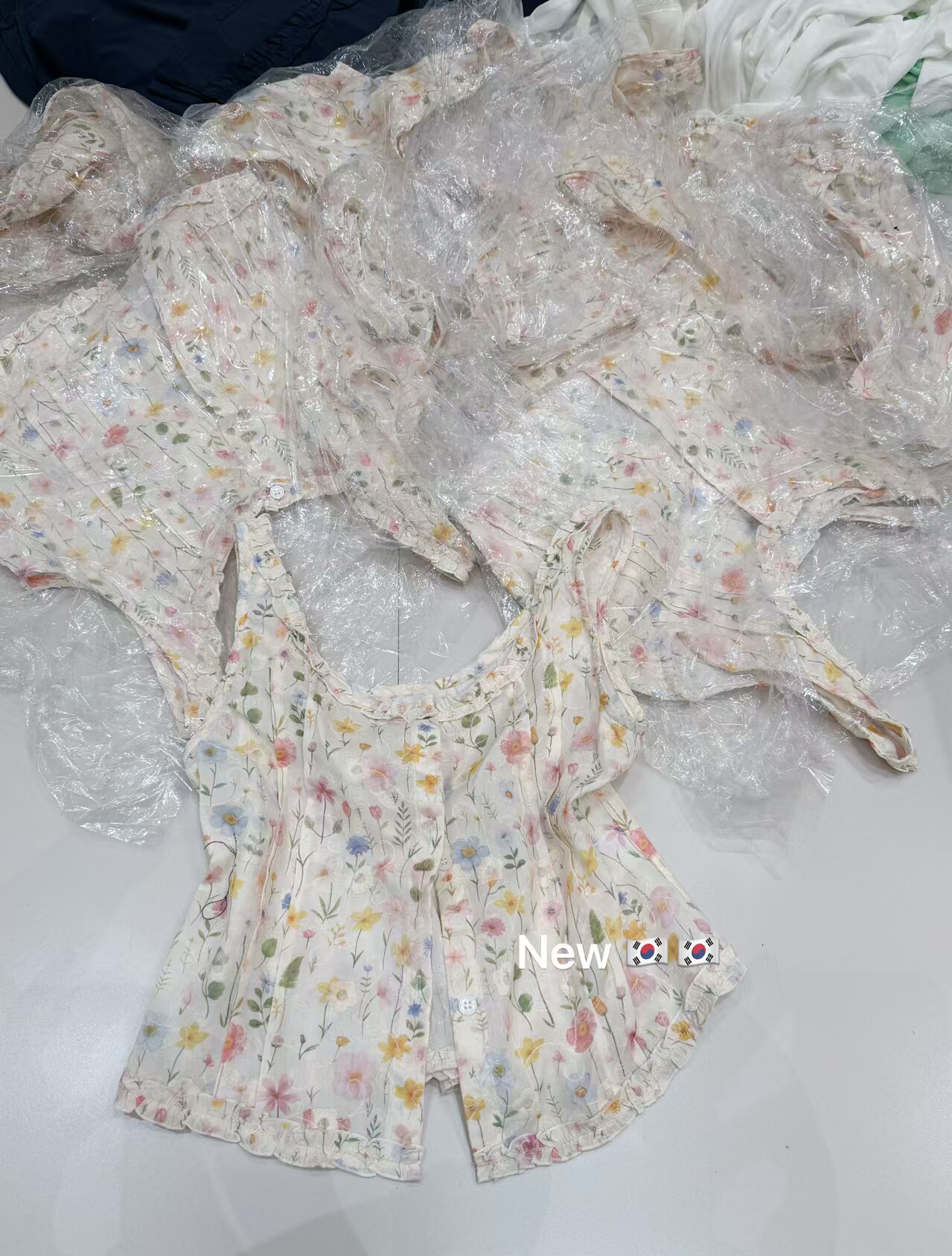 韩国东大门正品女装2026夏季新碎花无袖方领花边背心吊带衬衫显瘦