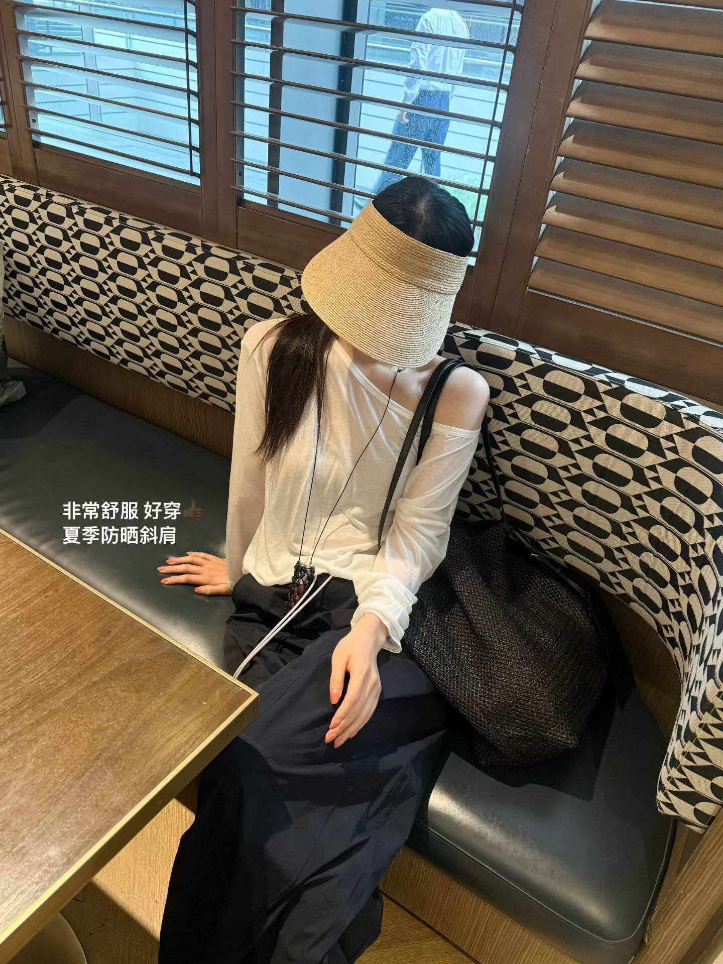 韩国东大门正品女装百搭一字领露肩长袖T恤宽松显瘦休闲上衣ins