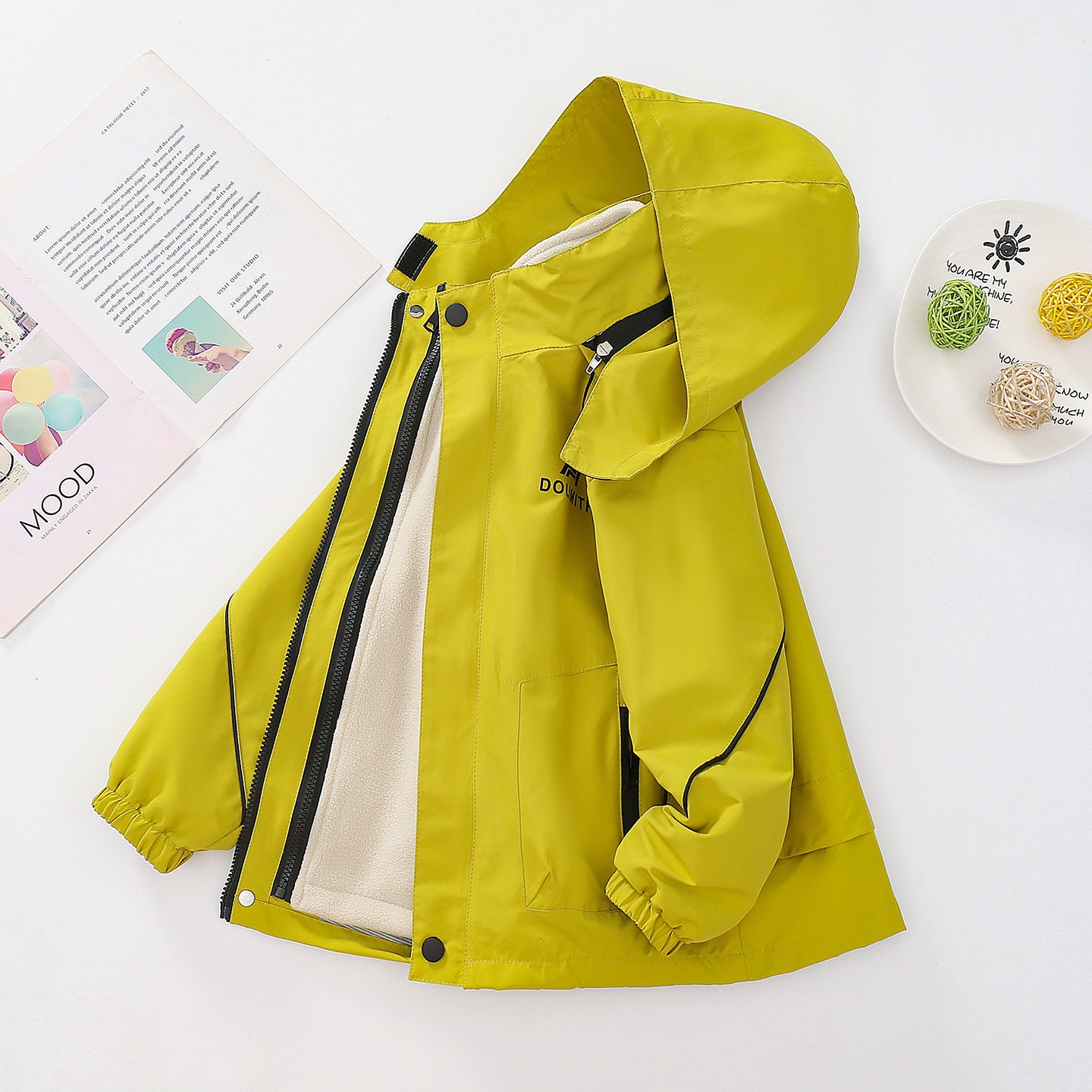 男童加绒冲锋衣外套2025新款春秋冬男孩三合一防风防水儿童加厚潮