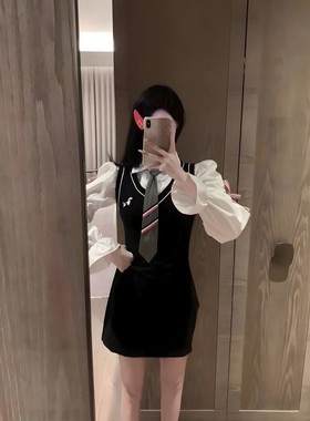 MJAMILA tb学院风泡泡袖衬衫长袖收腰显瘦小狗包臀裙两件套配领带