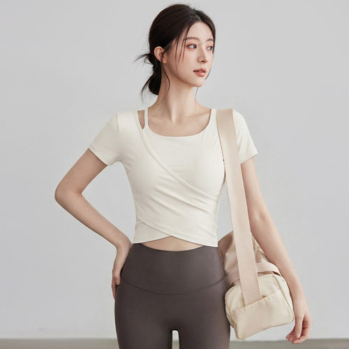 2026新款瑜伽服上衣带胸垫跑步普拉提训练运动t恤健身服短袖套装