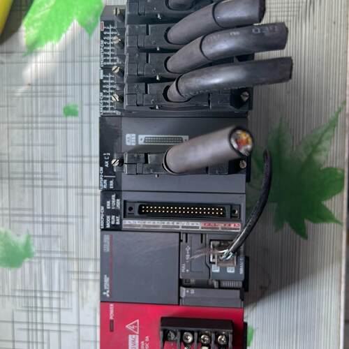 议价L02CPU-CM PLC模块 可编程控制器 功能包好维修