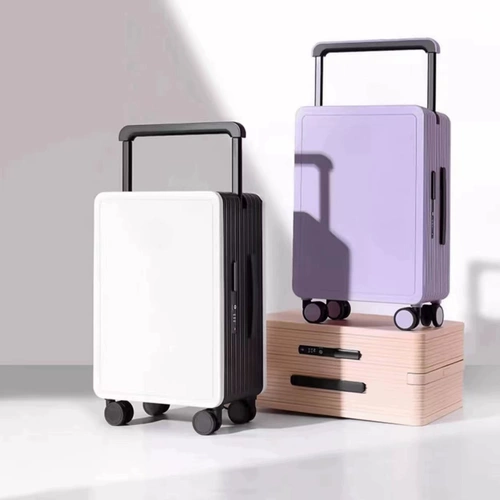 Высококачественный вместительный и большой чемодан