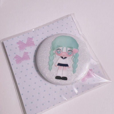 现货韩国coraltree jj可爱绿头发眼镜女孩卡通动漫徽章胸针包装饰