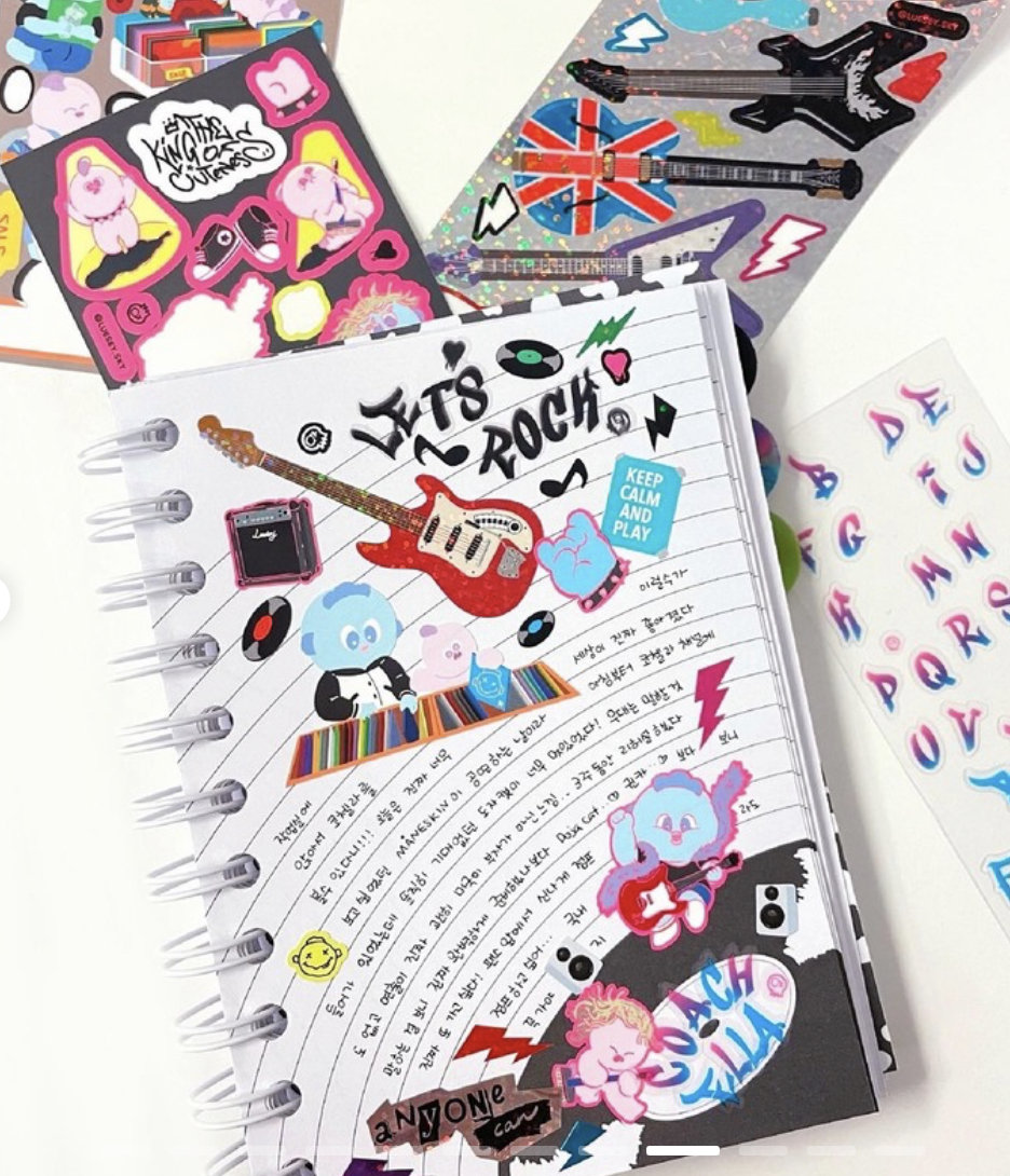 星果韩国lueseysky镭射吉他碟片咕卡贴纸ins小卡diy追星照片装饰