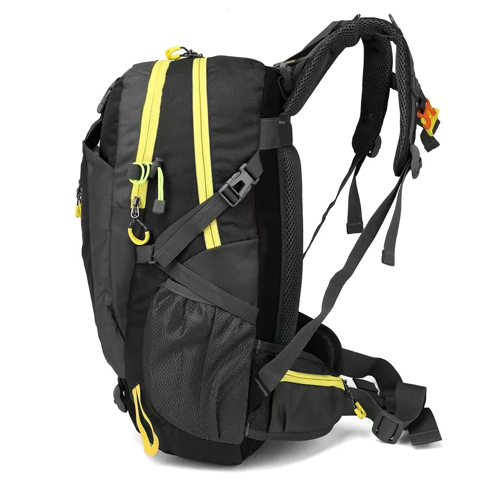 Capacious sports durable off-road backpack for hiking, 40