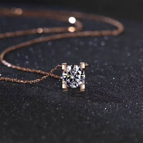 培育钻石50分玫瑰金牛头吊坠