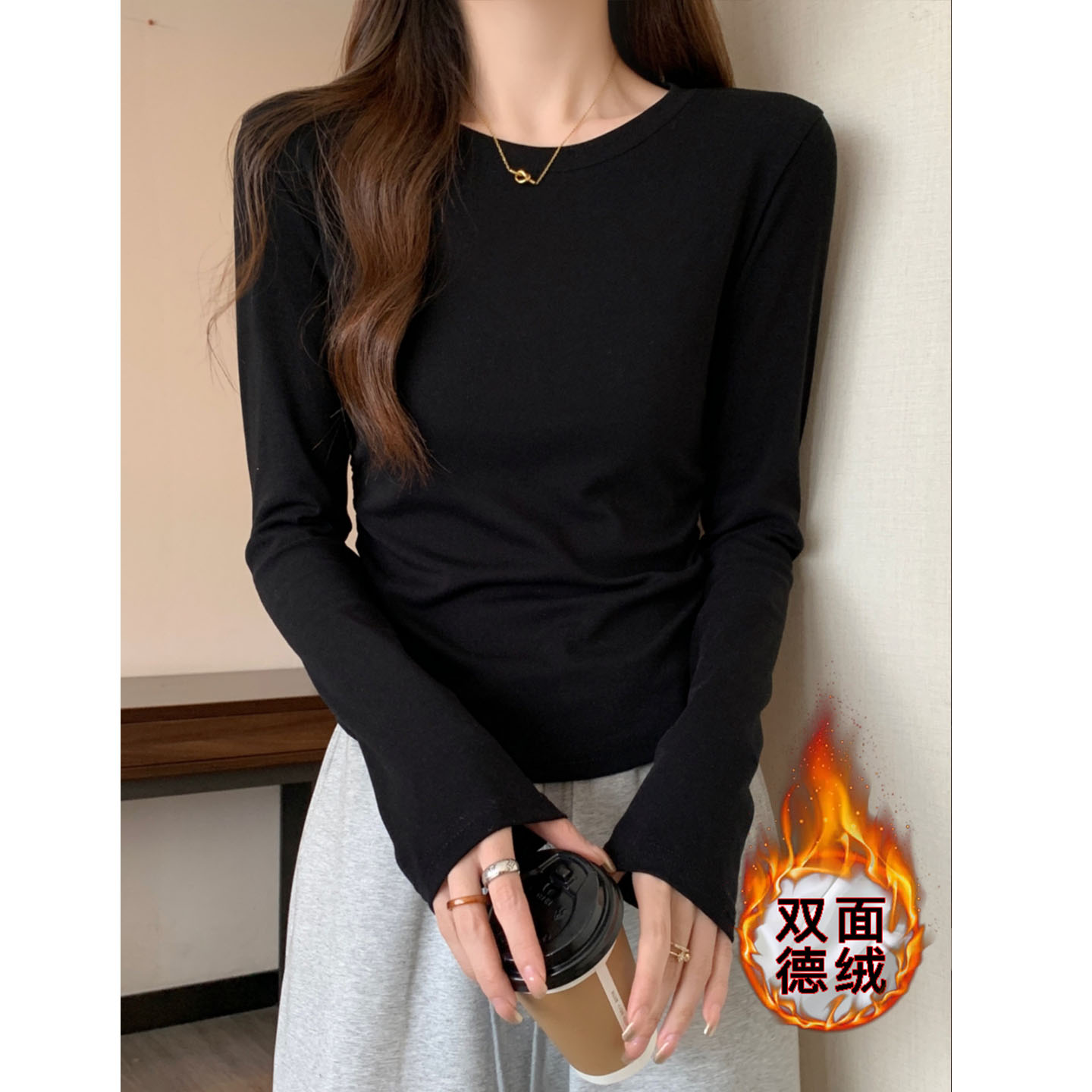 修身辣妹弧形下摆t恤女正肩