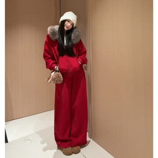 红色休闲运动套装女秋冬复古小香风加绒毛领连帽卫衣两件套高级感