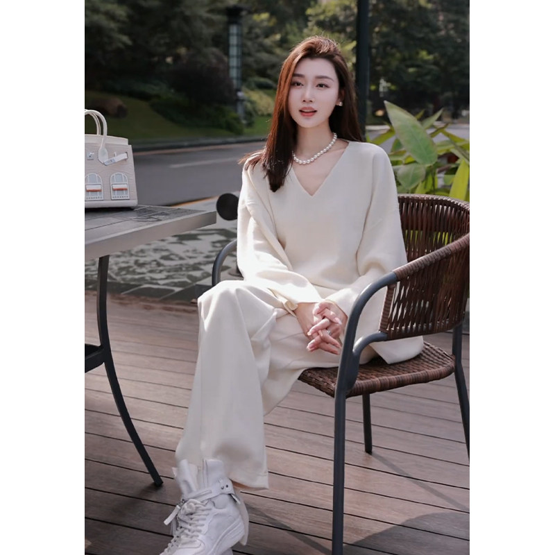 早春2024新款法式高级感小香风气质名媛针织上衣阔腿裤两件套装女,女装/女士精品,时尚套装,淘宝优惠券,粉丝福利购,淘宝优惠卷