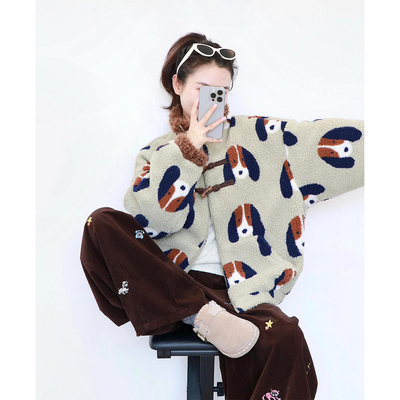 超好看小狗摇粒绒保暖加厚短外套