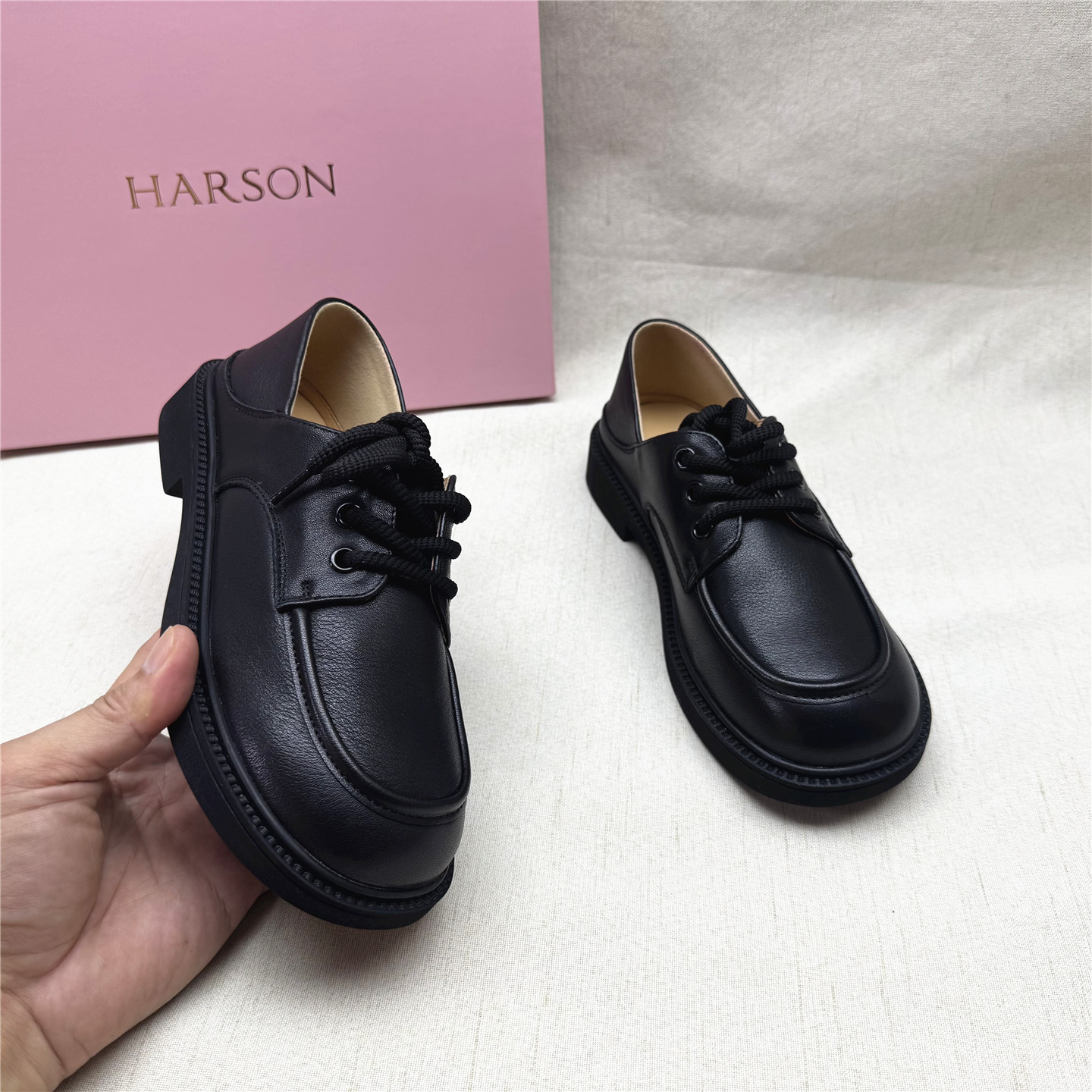 Harson/哈森真皮舒适两穿女单鞋