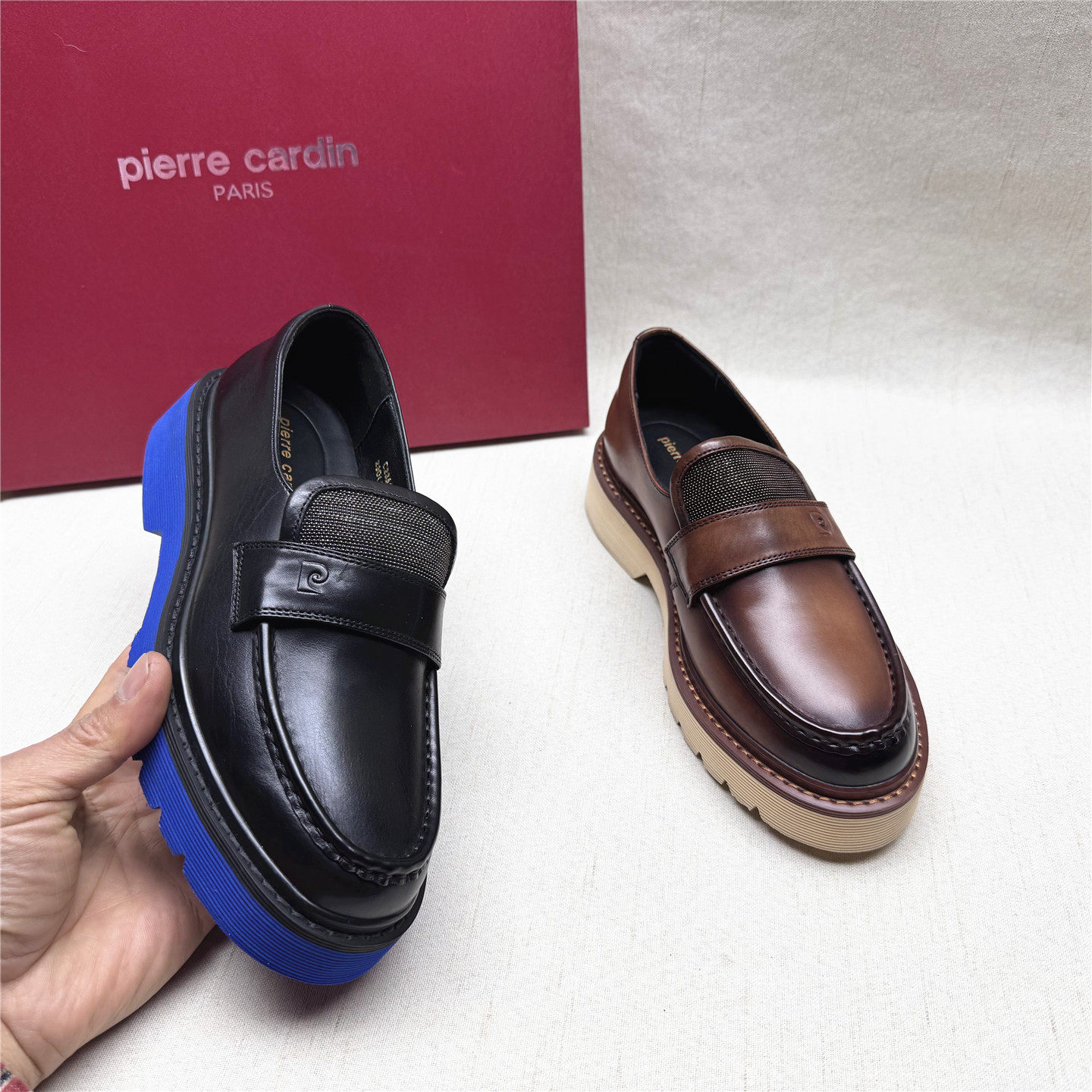 皮尔卡丹正品撤柜方跟圆头轻便舒适乐福鞋女春秋新款牛皮套脚单鞋