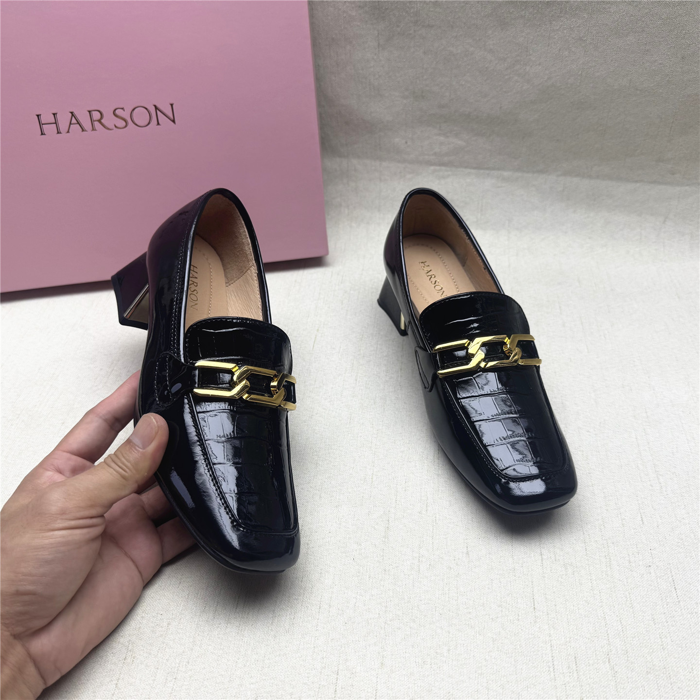 Harson/哈森真皮浅口一脚蹬单鞋