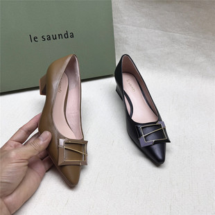 le saunda/莱尔斯丹撤柜尖头粗跟方扣时装女鞋春新款羊皮单鞋