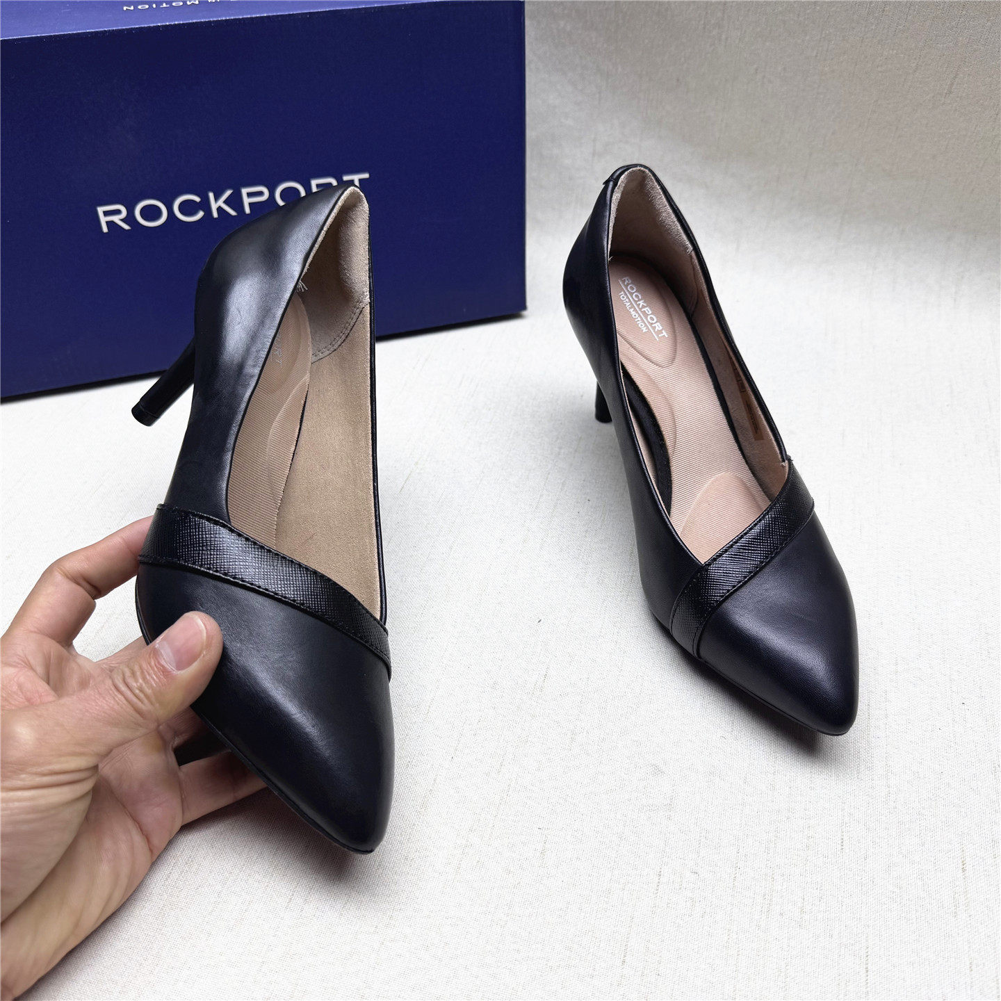 Rockport/乐步正品撤柜时尚尖头高跟时装鞋女新款牛皮单鞋清仓M