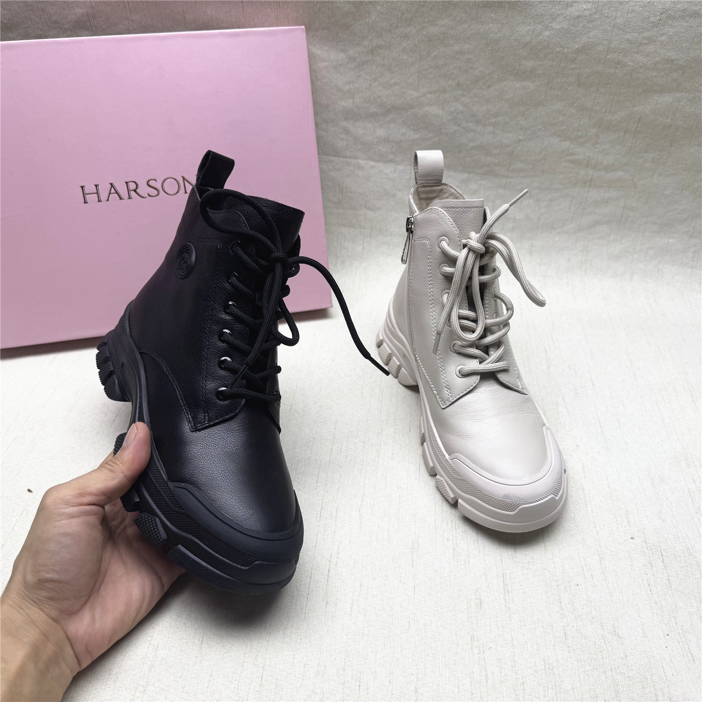 哈森品牌撤柜真皮舒适马丁靴女