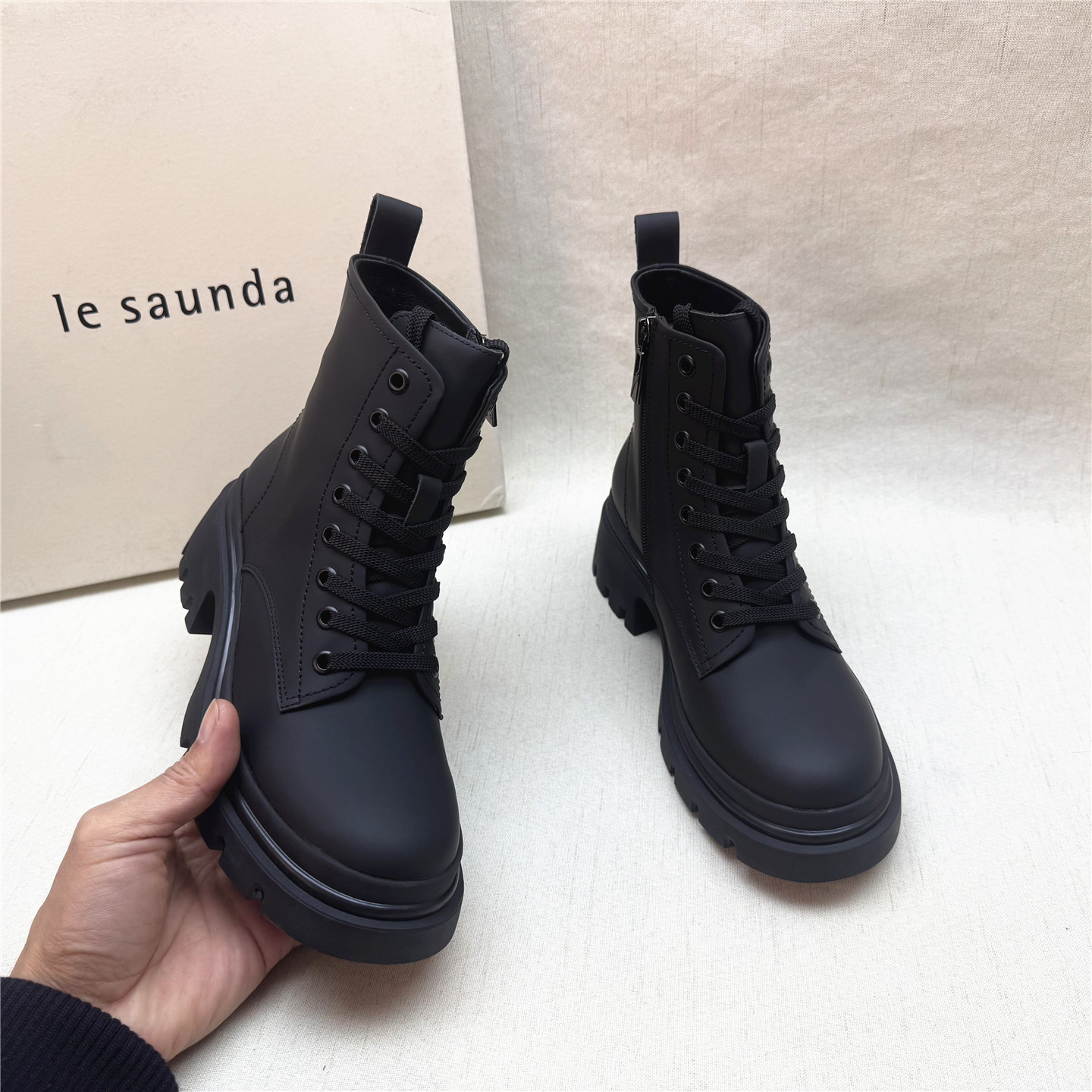 莱尔斯丹正品真皮舒适系带马丁靴