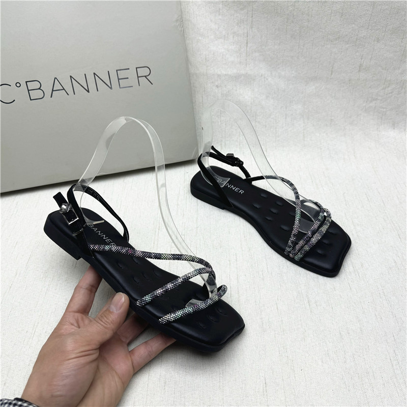 C.BANNER/千百度低跟露趾凉鞋