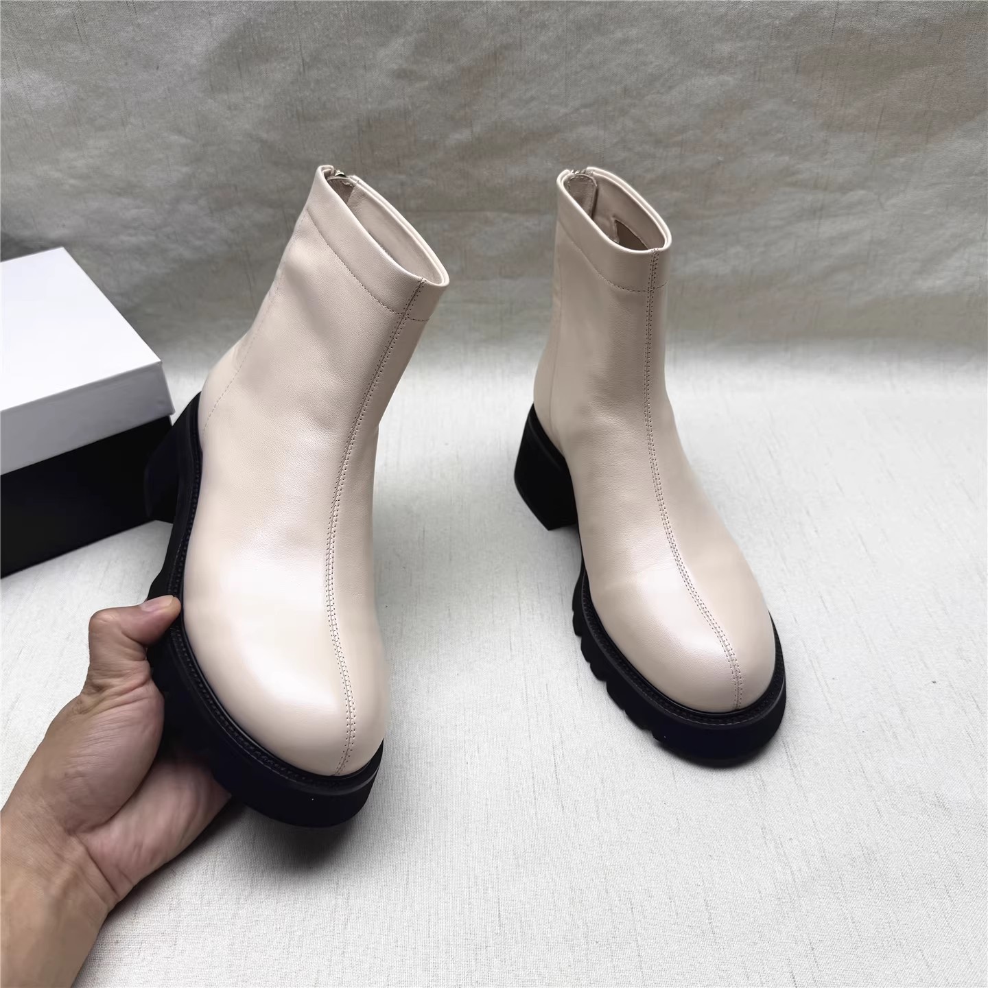 轻奢品牌撤柜正品真皮舒适时装靴