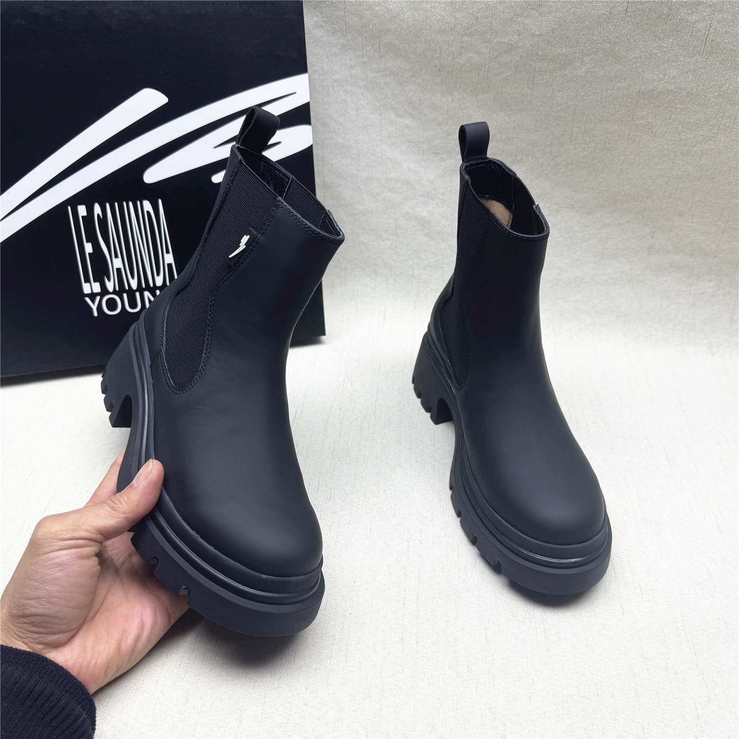 莱尔斯丹YOUNG真皮舒适切尔西靴