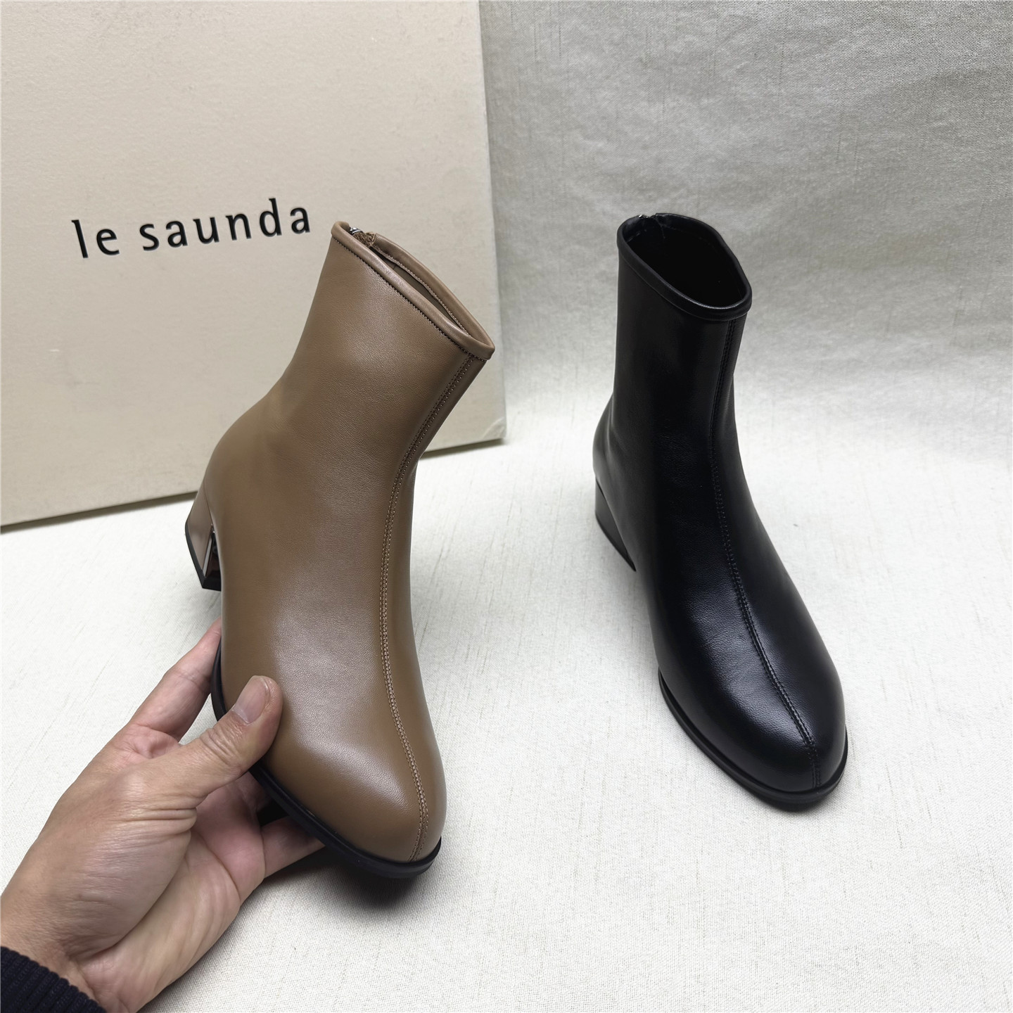 莱尔斯丹商场同款真皮舒适时装靴