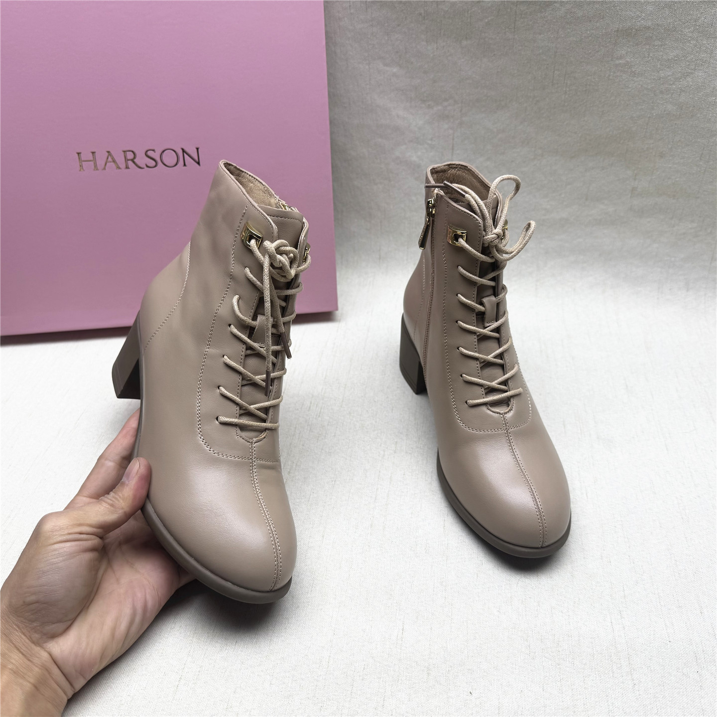 哈森品牌撤柜真皮孤品捡漏时装靴